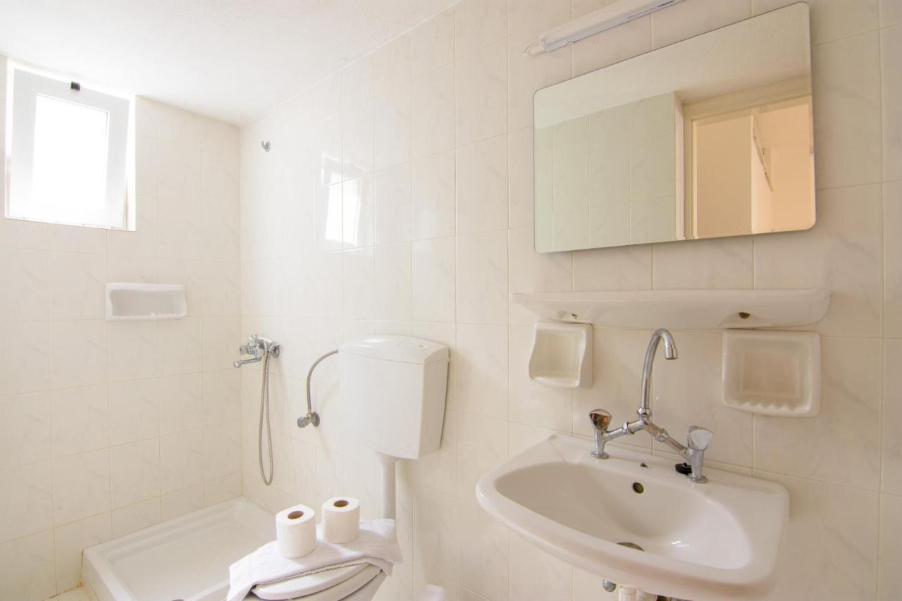 Hiona Seaside Apartment เอลุนดา ภายนอก รูปภาพ