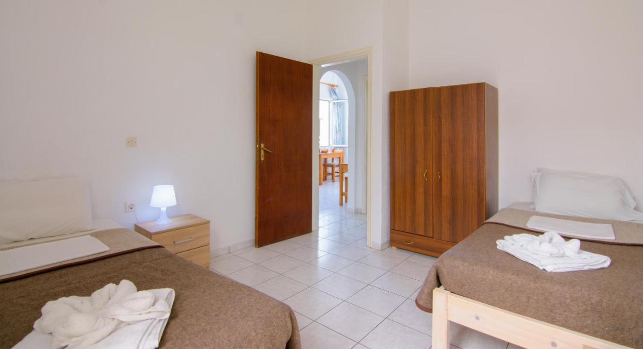 Hiona Seaside Apartment เอลุนดา ภายนอก รูปภาพ