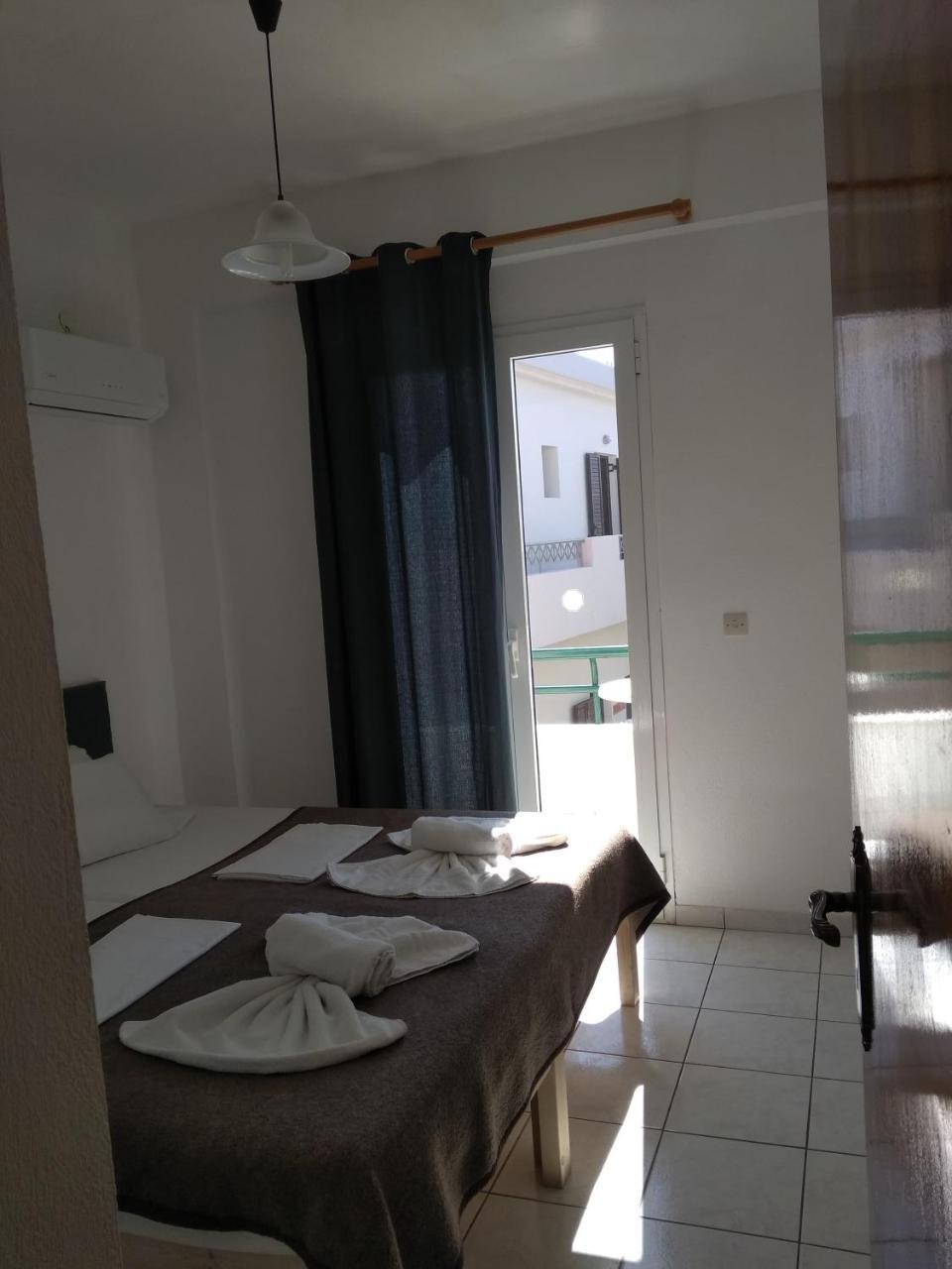 Hiona Seaside Apartment เอลุนดา ภายนอก รูปภาพ