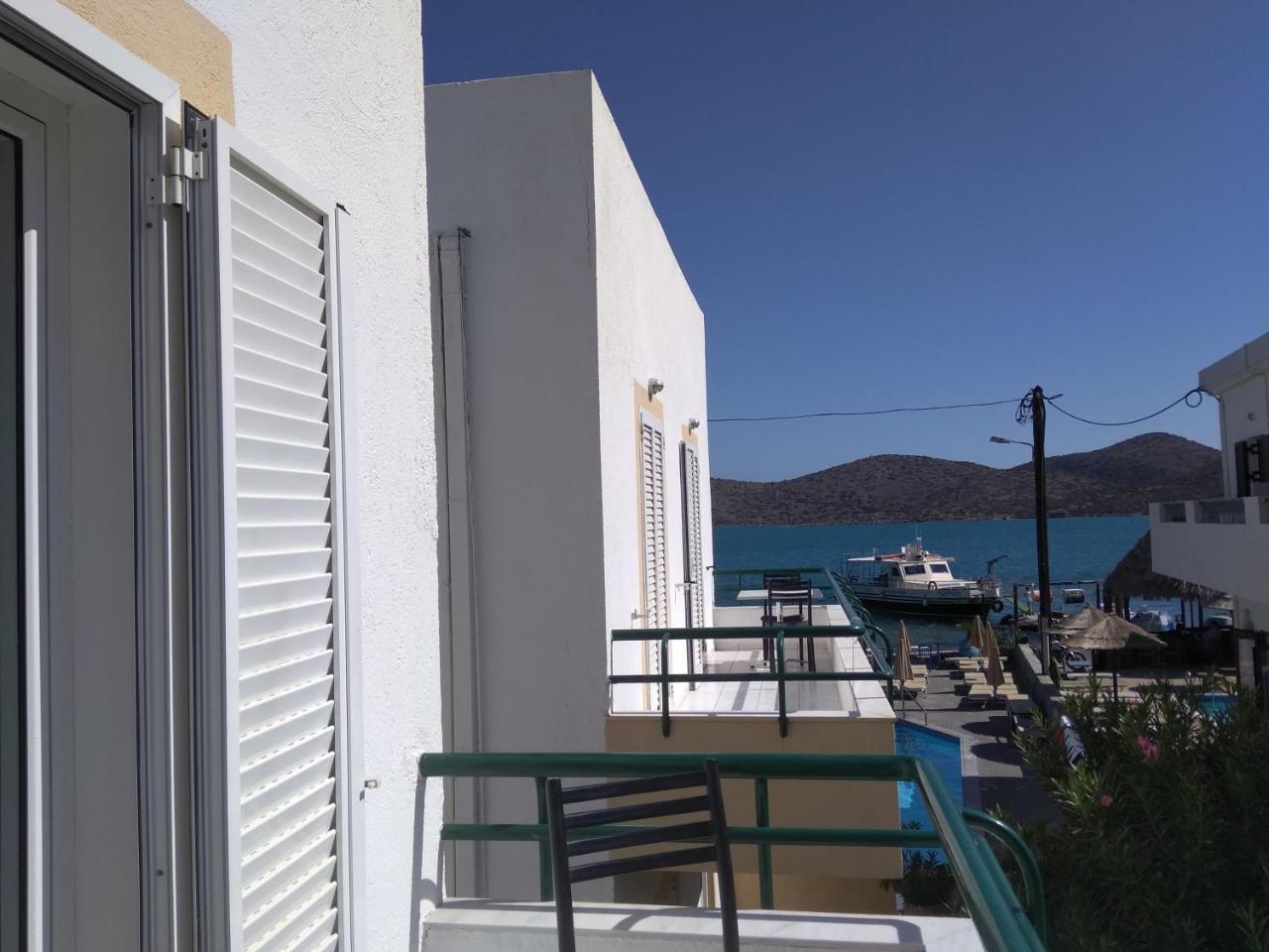 Hiona Seaside Apartment เอลุนดา ภายนอก รูปภาพ