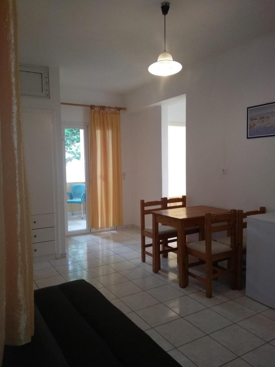 Hiona Seaside Apartment เอลุนดา ภายนอก รูปภาพ